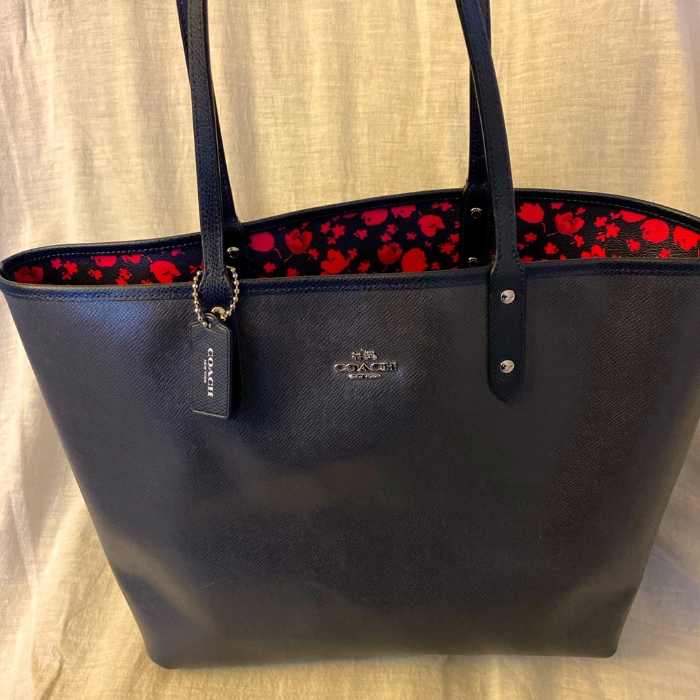 COACH Reversible City Tote Prairie Calico Print